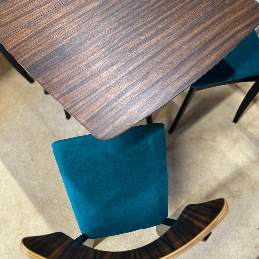 Drop-Leaf Dining Table & Chairs