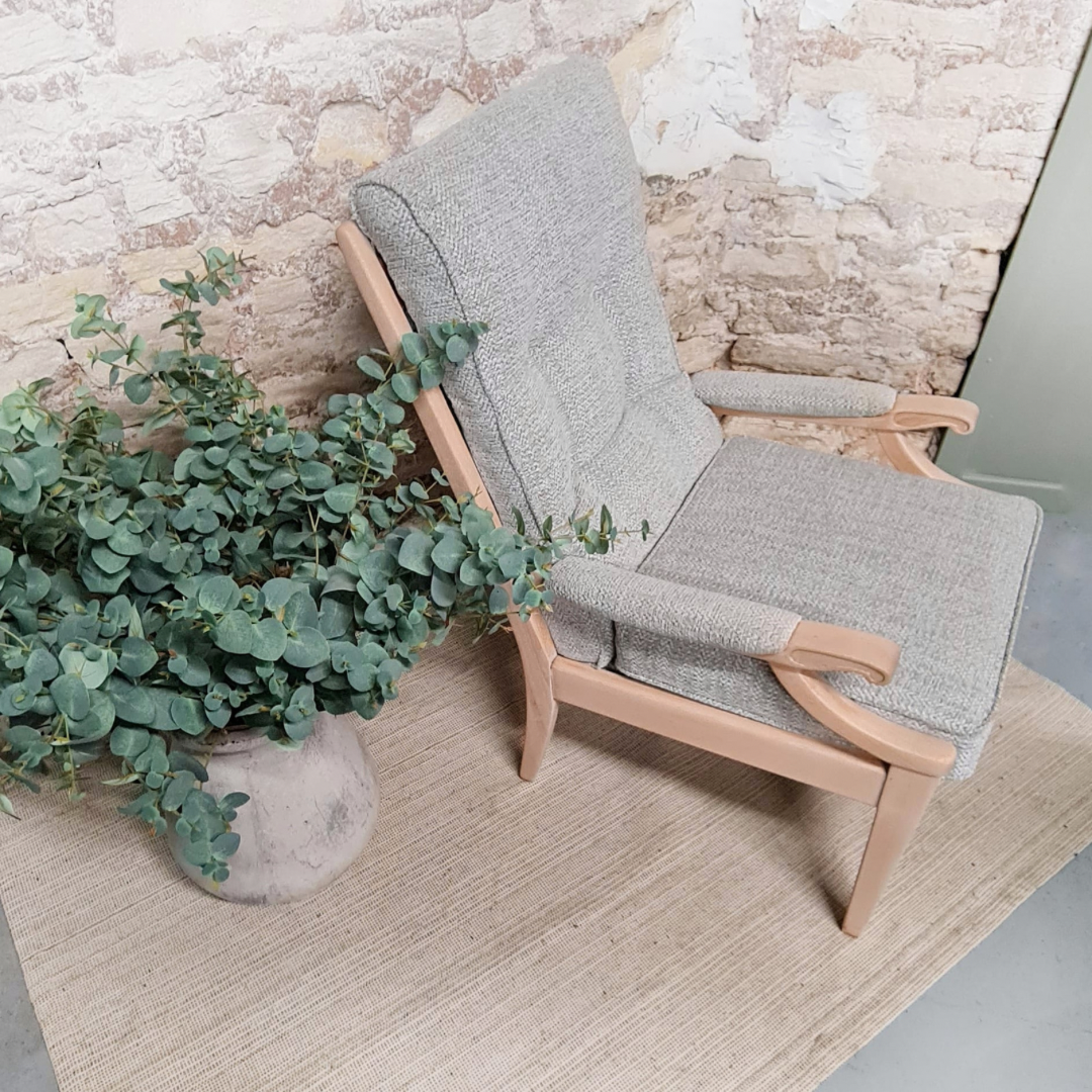 Cintique chair