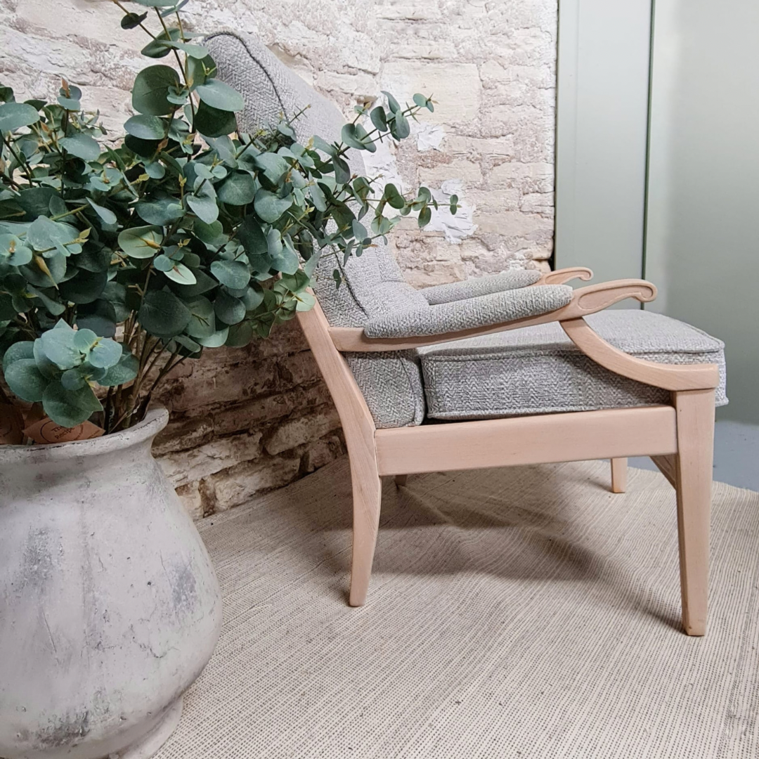 Cintique chair